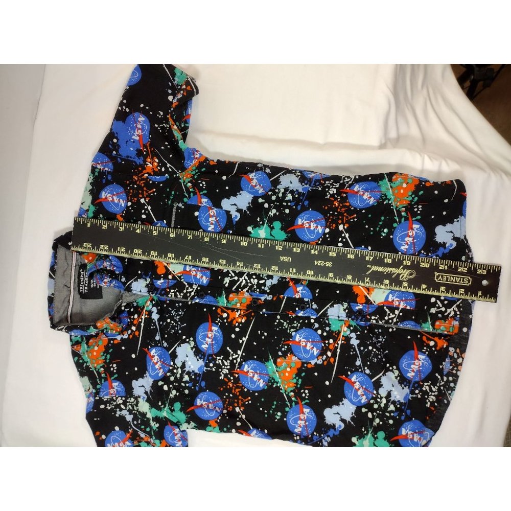 Triumph Over Tragedy Nasa Shirt Boys size 10/12 Med button front short sleeve - Picture 6 of 10